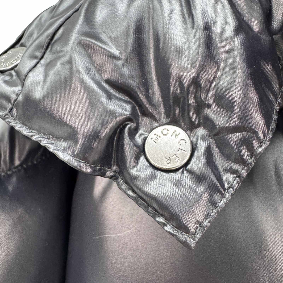 Moncler maya