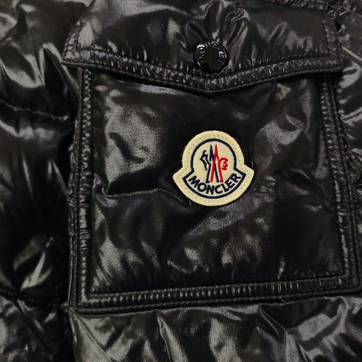 Black Moncler maya